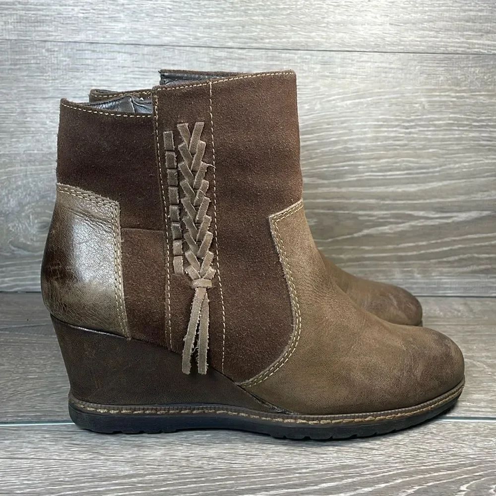 Earth Hilltopper Brown Leather Women’s Sz 8.5B Zip Braid Hidden Wedge Ankle Boot
